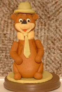 Yogi aus Marzipan 01